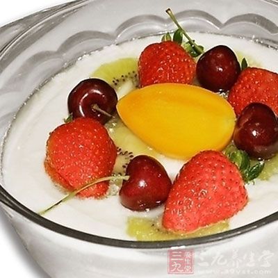 酸奶+红枣+香蕉 酸奶+红枣+香蕉