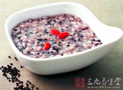 早餐喝枸杞黑芝麻粥 早餐喝枸杞黑芝麻粥