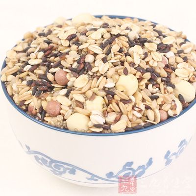 配料有糙米、黑糯米、小米、小麦、荞麦、芡实、燕麦、莲子、麦片和红薏米等 配料有糙米、黑糯米、小米、小麦、荞麦、芡实、燕麦、莲子、麦片和红薏米等