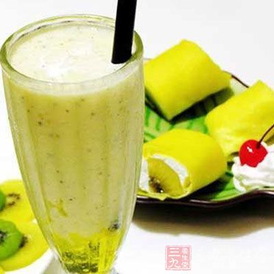 祛痘食疗法六、芹菜香蕉果汁 祛痘食疗法六、芹菜香蕉果汁