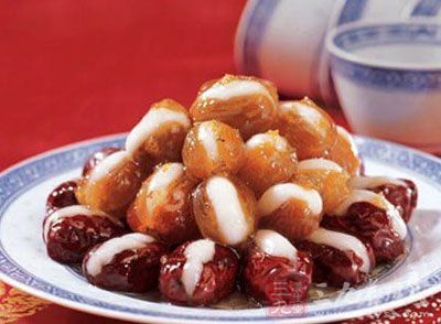 面色苍白型——蜜汁花生枣 面色苍白型——蜜汁花生枣