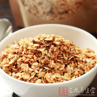 燕麦具有高纤维、高蛋白以及高碳水化合物的特点