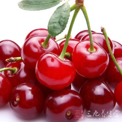 樱桃是很有价值的天然药食，有助于肾脏排毒