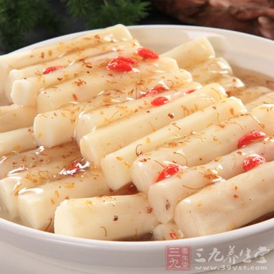 山药是一种天然的纤体美食。它含有足够的纤维