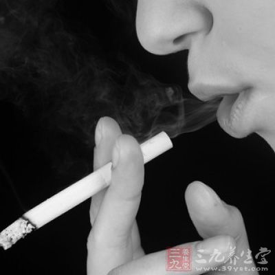 新开包的烟要放放再吸