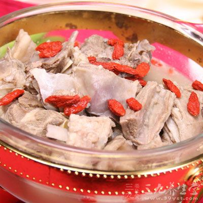 排骨枸杞养颜汤