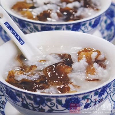 枇杷叶粳米粥 枇杷叶粳米粥