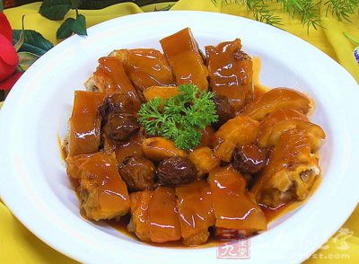 话梅肉排,此道菜肴含有丰富的蛋白质 话梅肉排,此道菜肴含有丰富的蛋白质