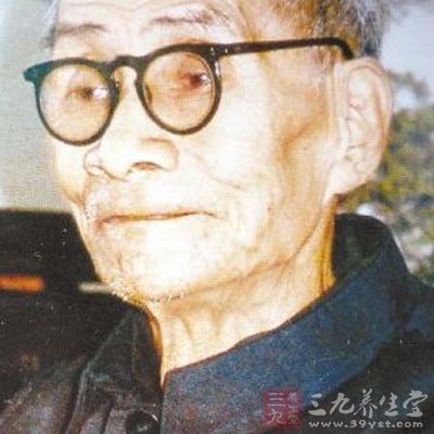 朱可心出生于宜兴市丁蜀镇蜀山北厂