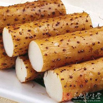 山药肉质细嫩，含有极丰富的营养保健物质
