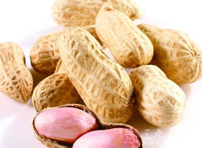 常吃花生能养生，吃了花生不想荤