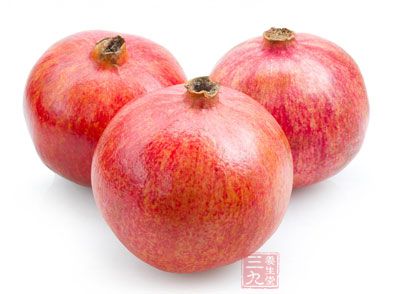 石榴:具有很强的抗氧化作用,带皮榨汁效果更加 石榴:具有很强的抗氧化作用,带皮榨汁效果更加