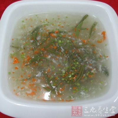 蒓菜250克，冬筍25克，香菇20克，榨菜絲15克