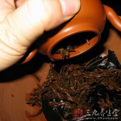 用茶汁润泽壶表准则