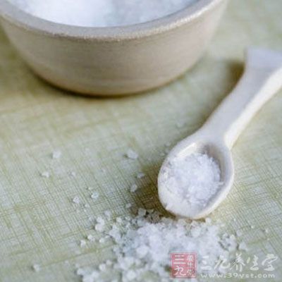 每人每天味精摄入不应超过6毫克