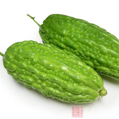 能保护皮肤、消除斑块,使皮肤洁白、细嫩 3