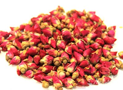 白萝卜性平,味辛、甘,入脾、胃经,具有疏肝解郁、下气宽胸 1