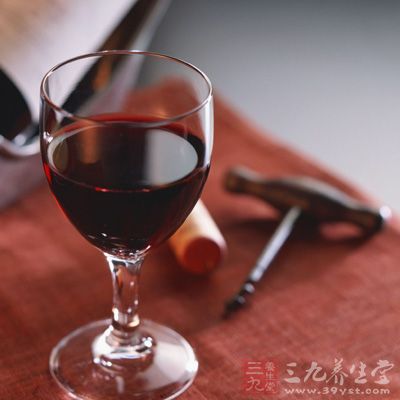 不要葡萄酒里加冰块