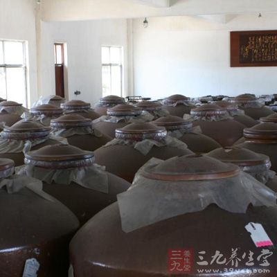 古贝春<em>白酒</em>现<em>头发</em> 维权遇踢皮球 - 三九养生