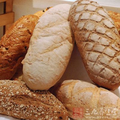 No.3荞麦面包+奶酪+香蕉+番茄+核桃+巴旦木+葡萄干+红枣+苹果酱+脱脂奶咖啡 No.3荞麦面包+奶酪+香蕉+番茄+核桃+巴旦木+葡萄干+红枣+苹果酱+脱脂奶咖啡