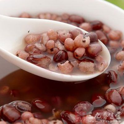 薏米红豆粥人人皆宜 薏米红豆粥人人皆宜