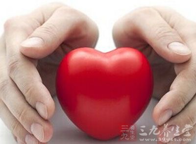 虽然心脏病发作时症状较重,但之前往往会出现一些容易忽略的小迹象 虽然心脏病发作时症状较重,但之前往往会出现一些容易忽略的小迹象