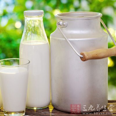 患有乳糖酸缺乏症的孕妇不宜喝牛奶