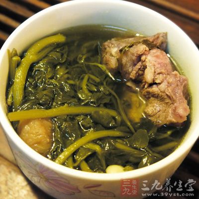 菜干陈肾蜜枣汤适用于干咳无痰、咽干口燥、大便干结者服食用