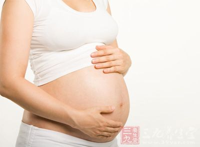 采用正常性爱方式是不会发生破水的 采用正常性爱方式是不会发生破水的