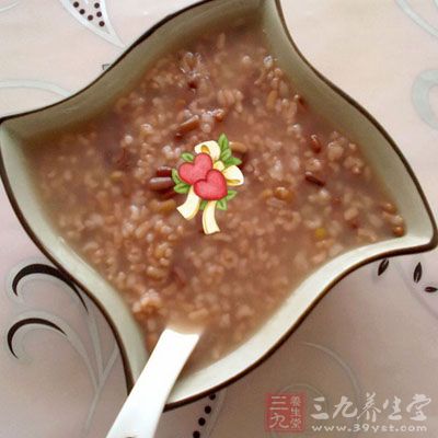 绿豆中蛋白质含量比鸡肉多