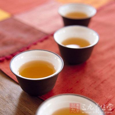 體力勞動者適宜飲烏龍茶和紅茶