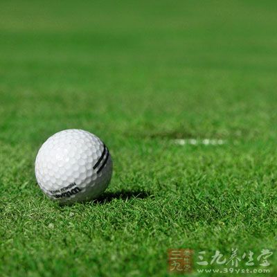打高尔夫_高尔夫怎么打