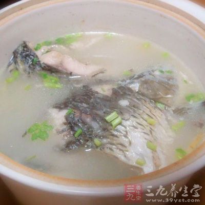 山药扁豆鲤鱼汤鲜美