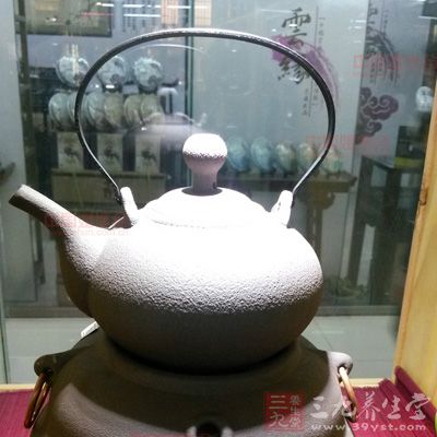 紫砂壶的使用与泡茶