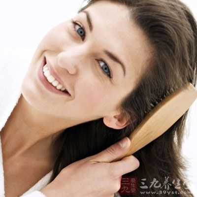 产后脱发怎么办 6个小秘方让你秀发变浓密(2) 