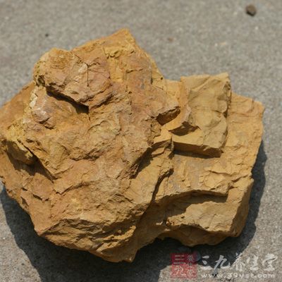 雖然燒結(jié)后同呈紅色，但是泥和砂燒結(jié)后的氣孔率卻大不相同