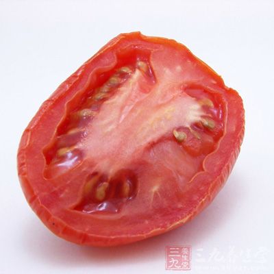 西红柿中维生素和矿物质的含量丰富