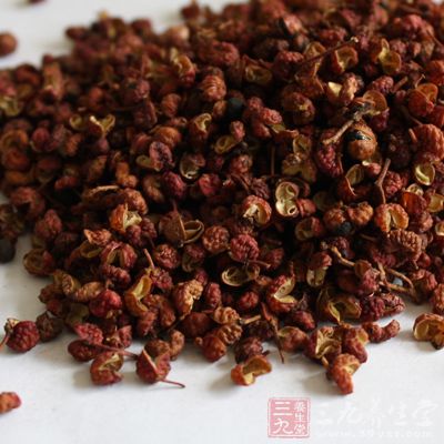 八角50克，花椒8克，茴香籽[小茴香籽]15克，桂皮10克