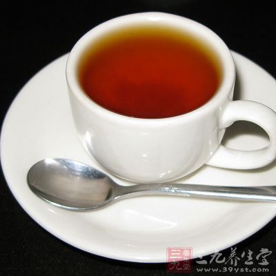 红茶还具有防龋、健胃整肠助消化