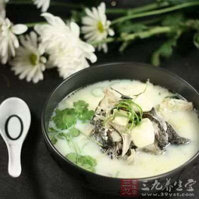 咸鱼头豆腐汤