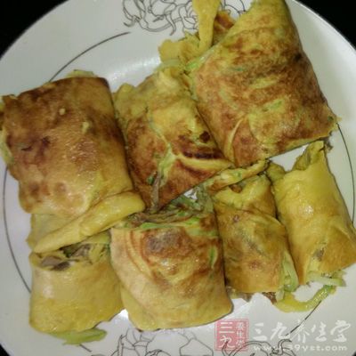 五香豆腐丝蛋饼