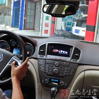 闷的时候困的时候就打开音响听听音乐吧