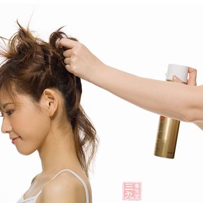 脸上老长痘痘怎么办 四个步骤让你告别痘痘(3