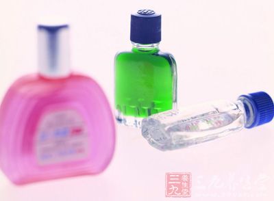 眼药水当礼品送 滥用眼药水成学生护眼误区