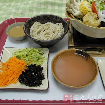 将多余的卡路里划分到主食中 将多余的卡路里划分到主食中