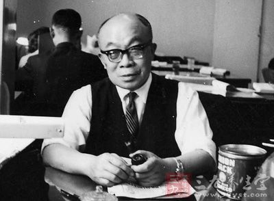 名人养生 马寅初开朗乐观活到100岁