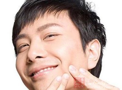 如何美白脸部皮肤_如何美白全身肌肤