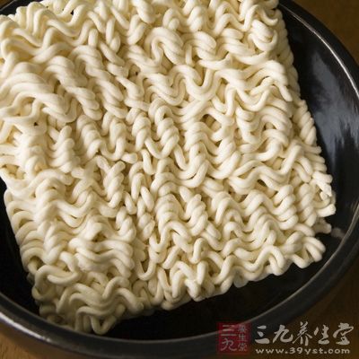 准妈妈吃方便面应该注意什么呢