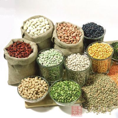 可以用粗粮来替代部分精米白面。 可以用粗粮来替代部分精米白面。