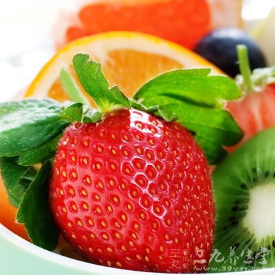 买点自己平时爱吃的零食,多吃水果 买点自己平时爱吃的零食,多吃水果